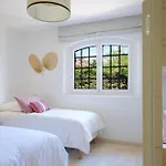 Lovely Luxury With Garden And Private Pool Semesterbostad Sainte-Maxime