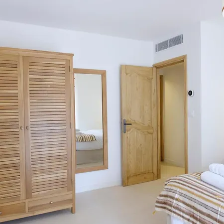 Prázdninový dům Lovely Luxury With Garden And Private Pool Sainte-Maxime
