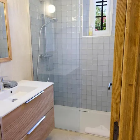 Lovely Luxury With Garden And Private Pool *