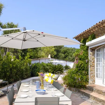 Hébergement de vacances Lovely Luxury With Garden And Private Pool Sainte-Maxime